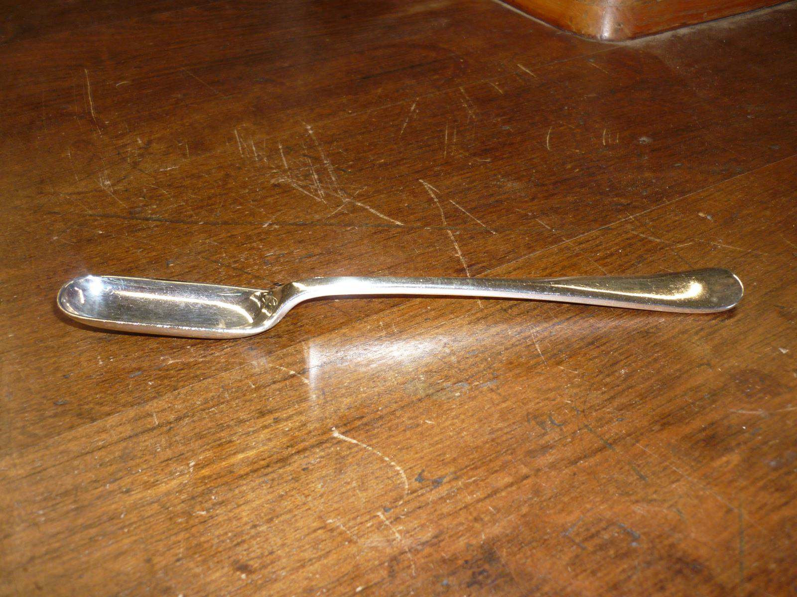 Cutlery Silver Plated Marrow Spoon.  Walker & Hall