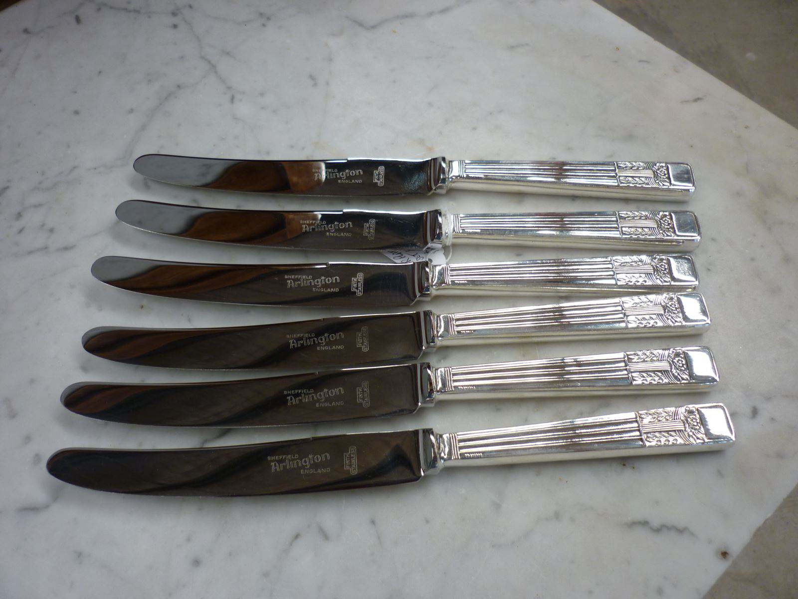 Knives.  Quality Silver Plated Dinner Knife. Set of 6