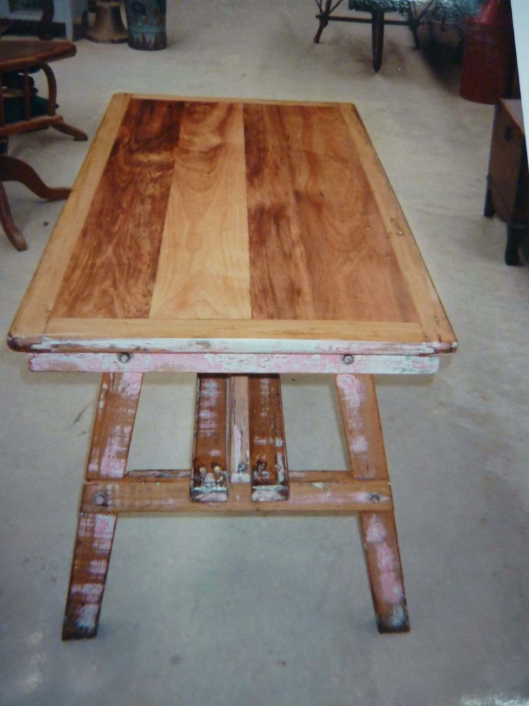 Table.  Sydney Bluegum with Tasmanian Blackwood Top